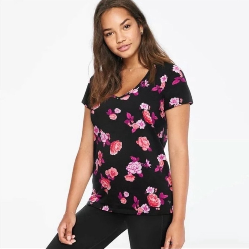 PINK VS V-Neck Floral Tee‎ XS